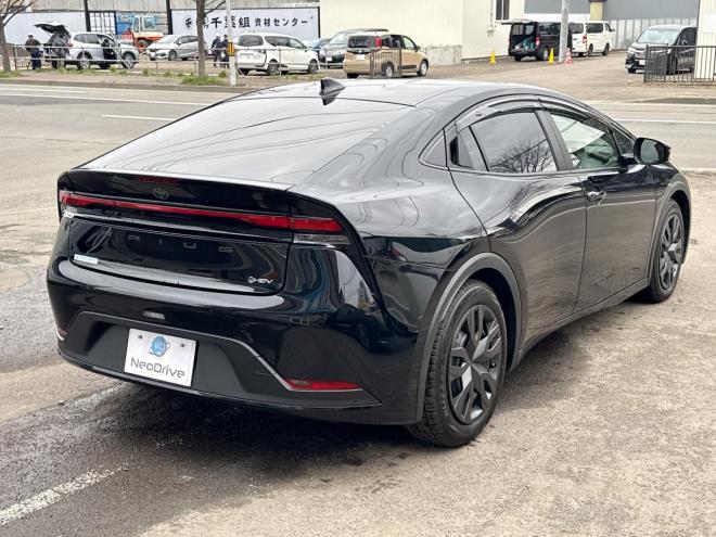 プリウス2.0G E-Four 4WD　ローンが不安な方＜優遇ローン＞　本州仕入　寒冷地仕様　軽減ブレーキ　レーンキープ 4WD 2000 5Dr