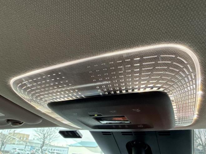 プリウス2.0G E-Four 4WD　ローンが不安な方＜優遇ローン＞　本州仕入　寒冷地仕様　軽減ブレーキ　レーンキープ 4WD 2000 5Dr