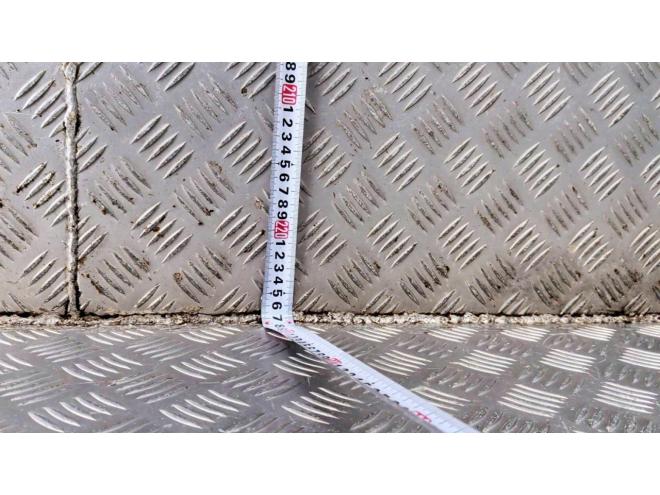 レンジャー中古　増t　家畜運搬車6.7m　中型トラック