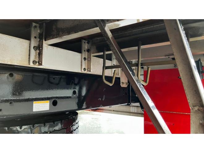 レンジャー中古　増t　家畜運搬車6.7m　中型トラック