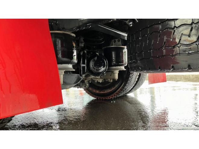 レンジャー中古　増t　家畜運搬車6.7m　中型トラック