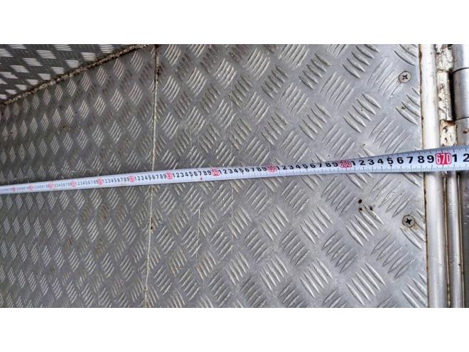 レンジャー中古　増t　家畜運搬車6.7m　中型トラック