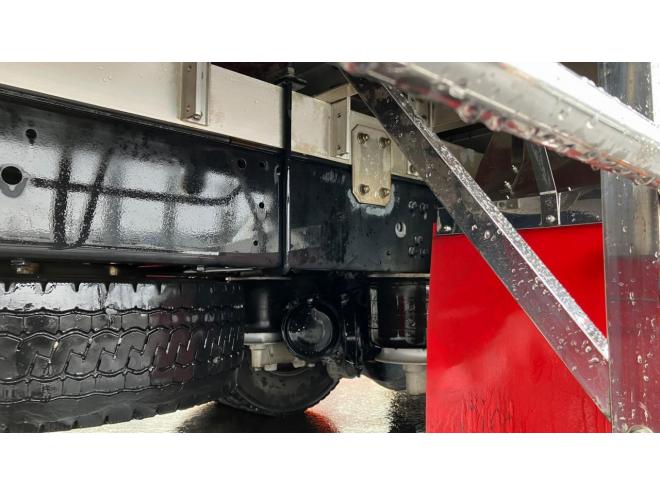 レンジャー中古　増t　家畜運搬車6.7m　中型トラック