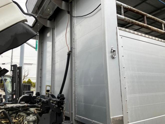 レンジャー中古　増t　家畜運搬車6.7m　中型トラック