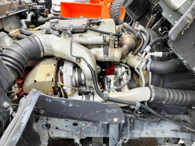 レンジャー中古　増t　家畜運搬車6.7m　中型トラック