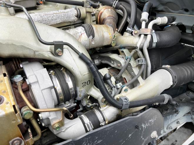 レンジャー中古　増t　家畜運搬車6.7m　中型トラック