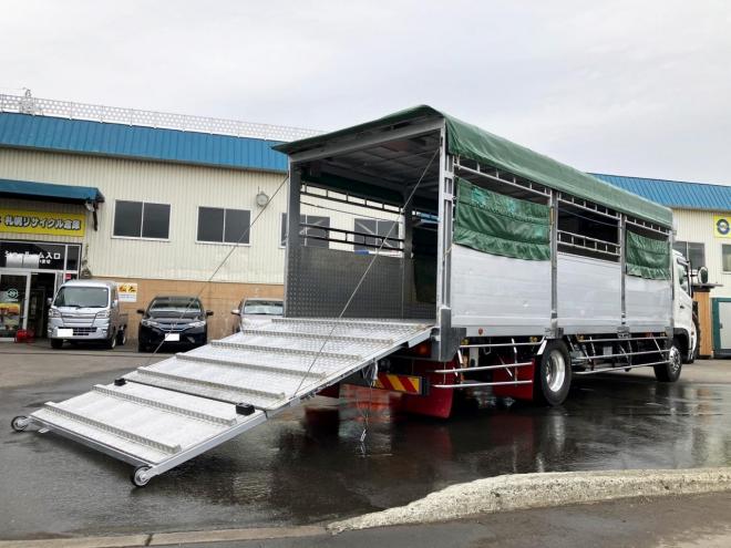 レンジャー中古　増t　家畜運搬車6.7m　中型トラック