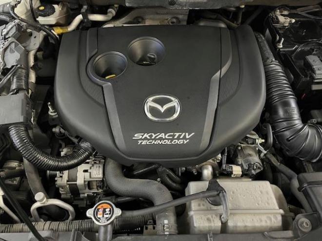 CX-5ＸＤ　Ｌパッケージ　本州仕入　寒冷地仕様　禁煙車　スカイアクティブディーゼルターボ　純正１９インチＡＷ　社外１７ＡＷ＋スタッドレスタイヤ付　ブラインドスポット　車線逸脱警報　レーダークルーズコントロール　ＥＴＣ 4WD 2200 5Dr