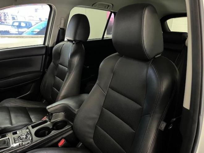 CX-5ＸＤ　Ｌパッケージ　本州仕入　寒冷地仕様　禁煙車　スカイアクティブディーゼルターボ　純正１９インチＡＷ　社外１７ＡＷ＋スタッドレスタイヤ付　ブラインドスポット　車線逸脱警報　レーダークルーズコントロール　ＥＴＣ 4WD 2200 5Dr