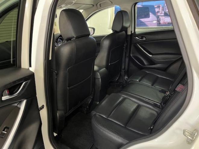 CX-5ＸＤ　Ｌパッケージ　本州仕入　寒冷地仕様　禁煙車　スカイアクティブディーゼルターボ　純正１９インチＡＷ　社外１７ＡＷ＋スタッドレスタイヤ付　ブラインドスポット　車線逸脱警報　レーダークルーズコントロール　ＥＴＣ 4WD 2200 5Dr