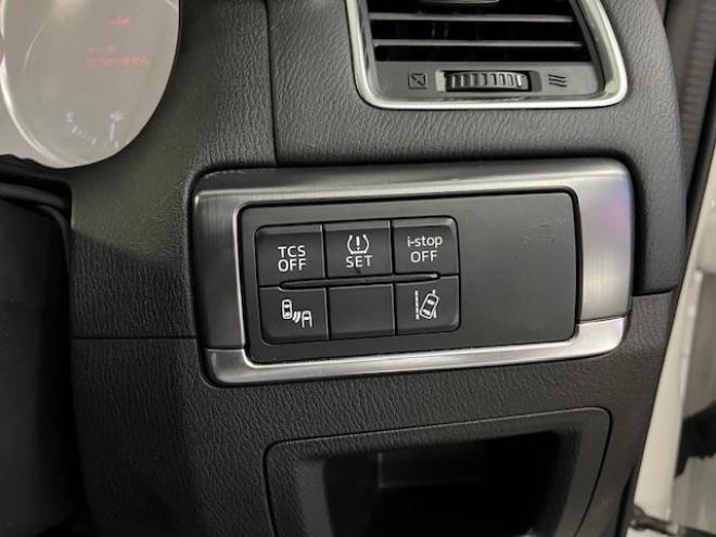 CX-5ＸＤ　Ｌパッケージ　本州仕入　寒冷地仕様　禁煙車　スカイアクティブディーゼルターボ　純正１９インチＡＷ　社外１７ＡＷ＋スタッドレスタイヤ付　ブラインドスポット　車線逸脱警報　レーダークルーズコントロール　ＥＴＣ 4WD 2200 5Dr