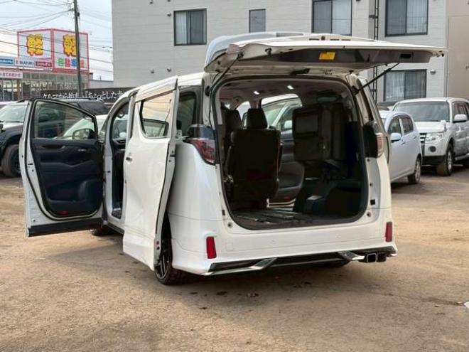 ヴェルファイア2.5 Z 4WD　純正ナビ　TRDエアロ　両側パワスラ　バックカメラ　社外アルミホイール　ETC　車高調　パワステ　パワーウィンドウ　キーレスエントリー　ABS　盗難防止装置　横滑り防止装置　エアコン　3列シート 2500