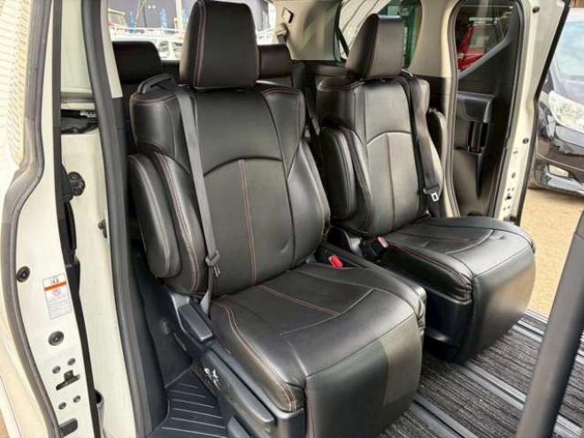 ヴェルファイア2.5 Z 4WD　純正ナビ　TRDエアロ　両側パワスラ　バックカメラ　社外アルミホイール　ETC　車高調　パワステ　パワーウィンドウ　キーレスエントリー　ABS　盗難防止装置　横滑り防止装置　エアコン　3列シート 2500