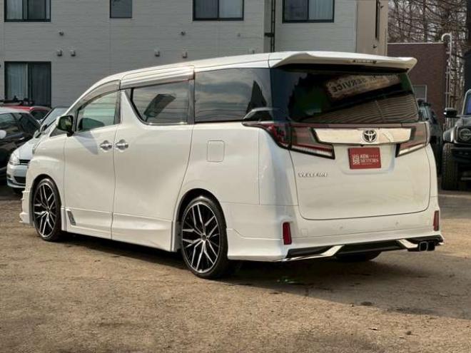 ヴェルファイア2.5 Z 4WD　純正ナビ　TRDエアロ　両側パワスラ　バックカメラ　社外アルミホイール　ETC　車高調　パワステ　パワーウィンドウ　キーレスエントリー　ABS　盗難防止装置　横滑り防止装置　エアコン　3列シート 2500