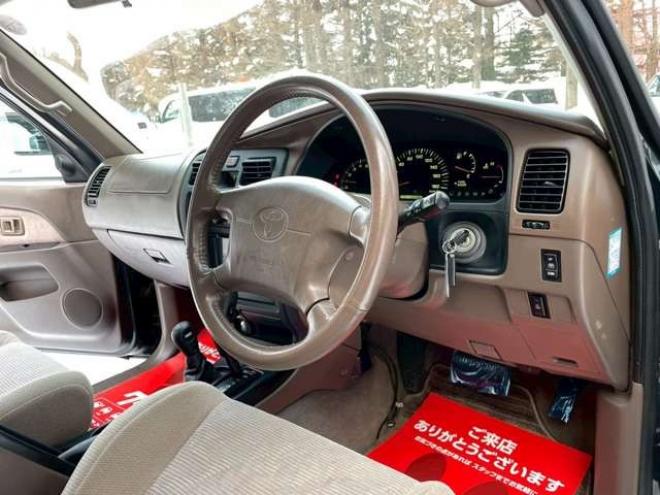 ハイラックスサーフ2.7 SSR-G 4WD　パワステ　パワーウィンドウ　キーレス　エアコン　ABS　ルーフレール　アルミホイール　寒冷地仕様　CD 2700