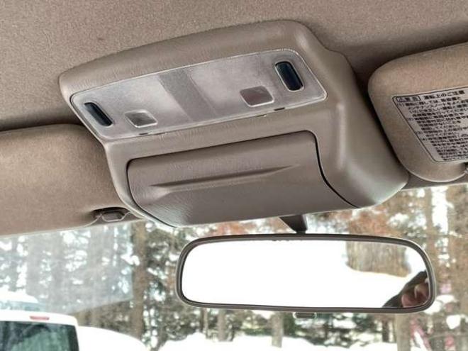 ハイラックスサーフ2.7 SSR-G 4WD　パワステ　パワーウィンドウ　キーレス　エアコン　ABS　ルーフレール　アルミホイール　寒冷地仕様　CD 2700