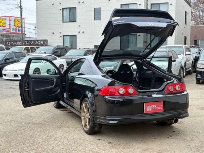 インテグラタイプR　2.0　ワンオーナー　レカロシート　パワステ　パワーウィンドウ　純正アルミホイール　ABS　キーレスエントリー　横滑り防止装置　エアコン　盗難防止装置 2WD 2000