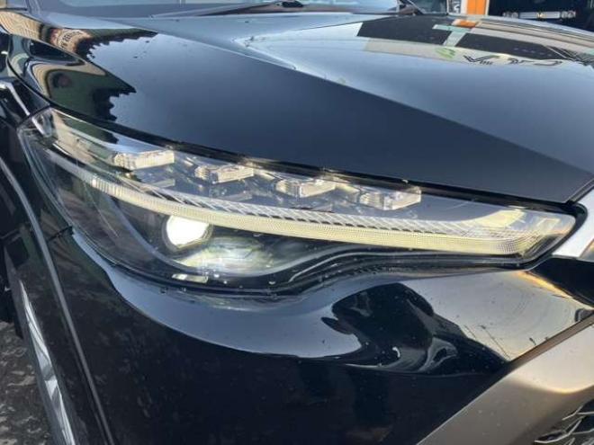 カローラクロス1.8 ハイブリッド Z E-Four 4WD　モデリスタエアロ　電動シート　電動リアゲート　バックカメラ　ETC　フルセグTV　パワステ　パワーウィンドウ　ABS　クルーズコントロール　アルミホイール　盗難防止装置　横滑り防止装置　ルーフレール 1800