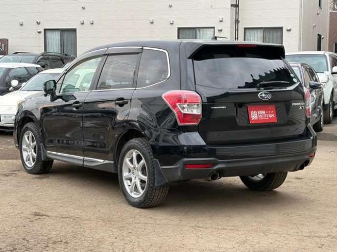 フォレスター2.0XT アイサイト 4WD　ターボ　パワステ　パワーウィンドウ　純正アルミ　ABS　キーレスエントリー　ETC　シートヒーター　社外エンジンスターター　パドルシフト　エアコン　電動シート　クルーズコントロール　盗難防止装置 2000