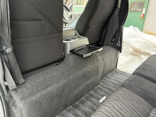 キャラバンNV350 2.5 プレミアムGX ロングボディ ディーゼルターボ 4WD　バックカメラ　エアコン　ドライブレコーダー　ETC　パワステ　パワーウィンドウ　スマートキー　キーレス　片側スライドドア 2500