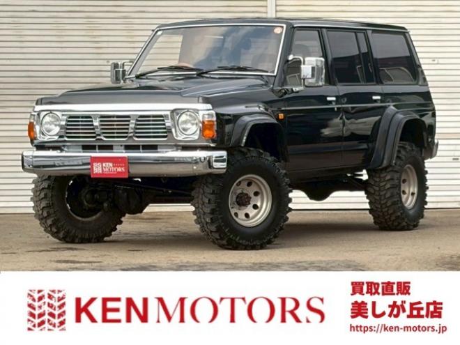 サファリ4.2 エクストラ標準ルーフグランロード ディーゼル 4WD　リフトアップ　パワステ　パワーウィンドウ　社外グリル　全塗装済　リアヒーター　デフロック　社外キーレス 4200