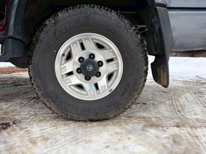 ハイラックスサーフ3.0 SSR-G ワイドボデー ディーゼルターボ 4WD　レカロシート　社外ハンドル　社外ナビ　地デジ　ETC　2バッテリー　バンパーガード　パワステ　パワーウィンドウ　純正アルミホイール　クルーズコントロール　寒冷地仕様 3000