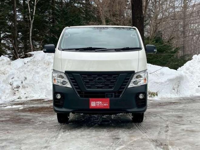 キャラバンNV350 2.5 プレミアムGX ロングボディ ディーゼルターボ 4WD　エンジンスターター　社外11インチナビ　バックカメラ　ETC　ワンオーナー　左側電動スライドドア　社外アルミ　パワーウィンドウ　パワステ　後席モニター　ABS　キーレスエントリー　衝突被害軽減ブレーキ 2500