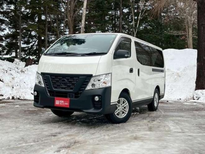 キャラバンNV350 2.5 プレミアムGX ロングボディ ディーゼルターボ 4WD　エンジンスターター　社外11インチナビ　バックカメラ　ETC　ワンオーナー　左側電動スライドドア　社外アルミ　パワーウィンドウ　パワステ　後席モニター　ABS　キーレスエントリー　衝突被害軽減ブレーキ 2500
