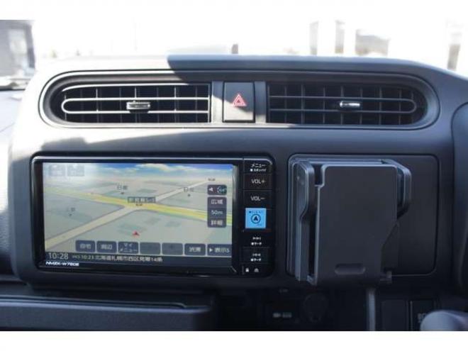 プロボックスバン1.5 F 4WD　登録済未使用車　衝突軽減システム　純正LEDフォグ　電動格納ドアミラー　オートライト　前後PW　ルームミラー内蔵Bカメラ　ドラレコ　Bluetooth&フルセグナビ　下廻防錆加工　フロアマット　ドアバイザー　社外AW 登録済未使用車 1500