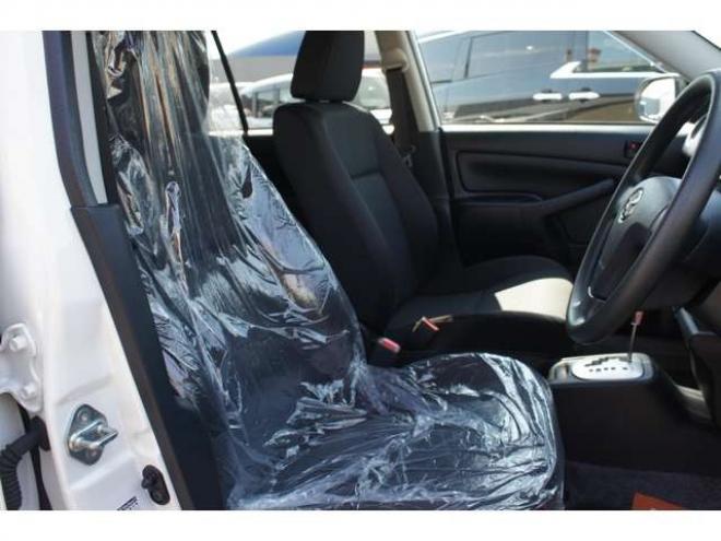 プロボックスバン1.5 F 4WD　登録済未使用車　衝突軽減システム　純正LEDフォグ　電動格納ドアミラー　オートライト　前後PW　ルームミラー内蔵Bカメラ　ドラレコ　Bluetooth&フルセグナビ　下廻防錆加工　フロアマット　ドアバイザー　社外AW 登録済未使用車 1500