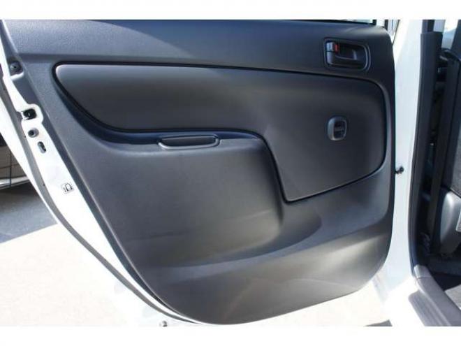 プロボックスバン1.5 F 4WD　登録済未使用車　衝突軽減システム　純正LEDフォグ　電動格納ドアミラー　オートライト　前後PW　ルームミラー内蔵Bカメラ　ドラレコ　Bluetooth&フルセグナビ　下廻防錆加工　フロアマット　ドアバイザー　社外AW 登録済未使用車 1500