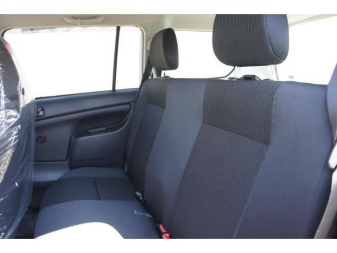 プロボックスバン1.5 F 4WD　登録済未使用車　衝突軽減システム　純正LEDフォグ　電動格納ドアミラー　オートライト　前後PW　ルームミラー内蔵Bカメラ　ドラレコ　Bluetooth&フルセグナビ　下廻防錆加工　フロアマット　ドアバイザー　社外AW 登録済未使用車 1500