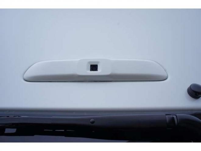 ハイエース2.7 グランドキャビン 4WD　登録済未使用車 走行6キロ　パノラミックビューモニター デジタルインナーミラー　LEDヘッドランプ　LEDフォグランプ　ホワイトパールクリスタルシャイン　メーカー保証付 登録済未使用車 2700