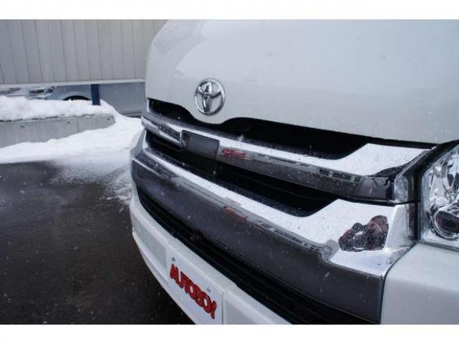 ハイエース2.7 GL ロング ミドルルーフ 4WD　ワンオーナー　ケンウッド9インチナビTV　Bカメラ　フリップダウンモニター　ワークエクストラップ18インチAW　415コブラフロントスポイラー　ベッドキット　LEDヘッドライト　スマキー　AC100V 2700