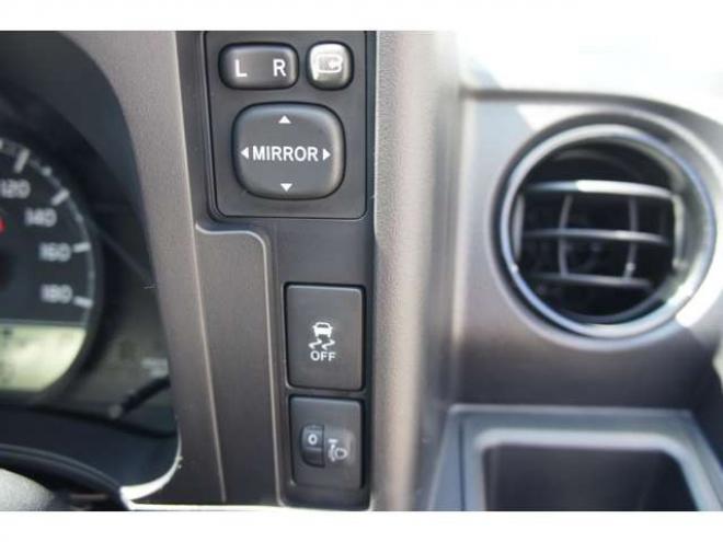 プロボックスバン1.5 F 4WD　走行500キロ　衝突軽減システム　純正LEDフォグ　電動格納ドアミラー オートライト 前後PW　ルームミラー内蔵Bカメラ　ドラレコ　Bluetooth&フルセグナビ 下廻防錆加工 フロアマット　ドアバイザー 社外14インチAW 1500