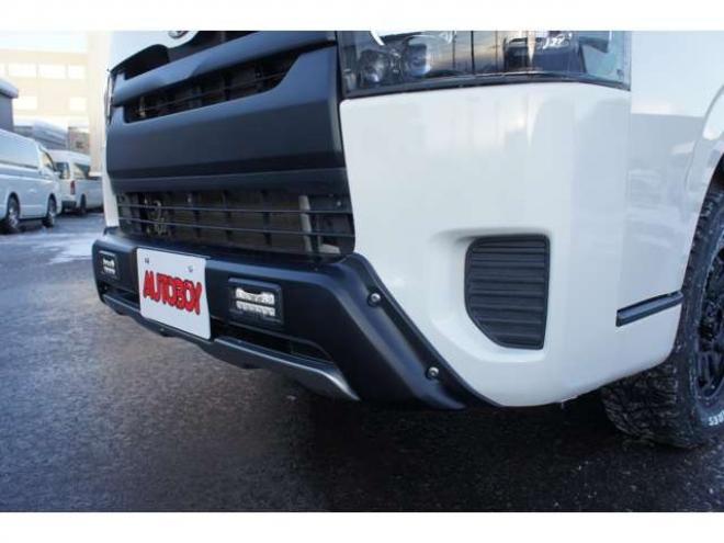 ハイエースバン2.8 DX ロング GLパッケージ ディーゼルターボ 4WD　Bカメラ　TRDフロントスポイラー　マッドフラップ　エセックス16インチアルミ　オープンカントリーRT　LEDヘッドライト　Wエアバッグ　AC100V　8人乗り構造変更済　寒冷地仕様　リアヒーター&エアコン 2800
