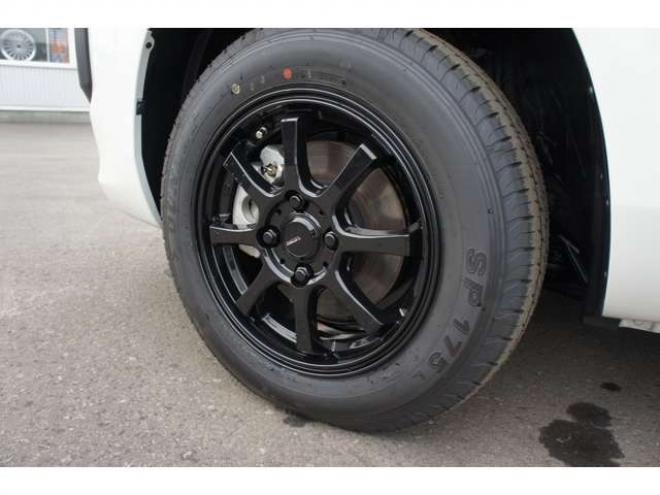 プロボックスバン1.5 F 4WD　登録済未使用車　衝突軽減システム　純正LEDフォグ　電動格納ドアミラー　オートライト　前後PW　ルームミラー内蔵Bカメラ　ドラレコ　Bluetooth&フルセグナビ　下廻防錆加工　フロアマット　ドアバイザー　社外AW 登録済未使用車 1500