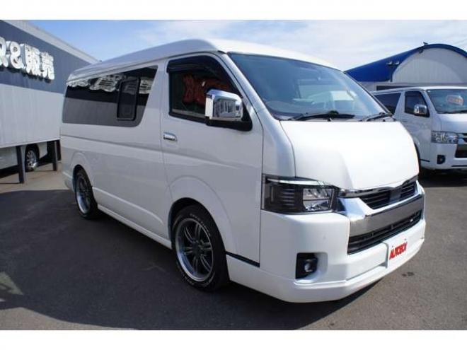 ハイエース2.7 GL ロング ミドルルーフ 4WD　IFUU製3列目対面ラウンジベッドIF-WB8フルフラットベットラウンジ展開 アルパインBIG-X　フリップダウンモニター センターコンソール 415COBRA　F/S/R/ルーフスポイラー/フェンダー/18インチAW 2700