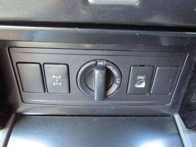 ランドクルーザープラド 2.8 TX ディーゼルターボ 4WD　社外ナビ/フルセグTV/バックカメラ/ETC/LEDヘッドライト・フォグ/ドライブレコーダー/スマートキー 2800