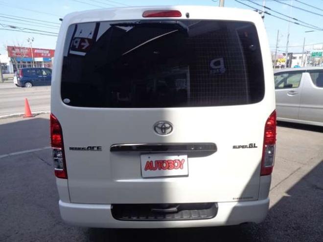 レジアスエース2.8 スーパーGL ダークプライムII ロングボディ ディーゼルターボ 4WD　ワンオーナー　TRDフロントスポイラー　TRD　TF7Aアルミホイール　両側パワースライドドア　リアヒーター　純正ナビ　フルセグ　Bluetooth　レーダーブレーキ　荷室ダウンライト　車線逸脱警報 2800