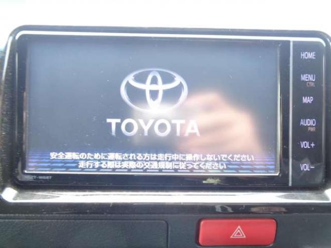 レジアスエース2.8 スーパーGL ダークプライムII ロングボディ ディーゼルターボ 4WD　415COBRA　S-6ボンネット&クリーンルック3Fリップ&ステージ2ルーフスポイラー&バッドラッカーSD-6　17インチAW　ヨコハマPARADA215/60R17　両側パワースライドドア　ETC　社外コンソールBOX　ベットキット 2800