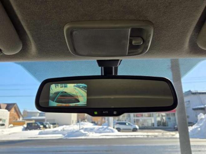 レジアスエース3.0 DX ロングボディ ディーゼルターボ 4WD　寒冷地仕様　リアヒーター　キーレス　マルチユースシートバックコンソール　フロントアンダーミラー　電動格納ミラー　パワーヒート　デイライト　純正オーディオ　FM/AM　AUX　バックカメラ 3000