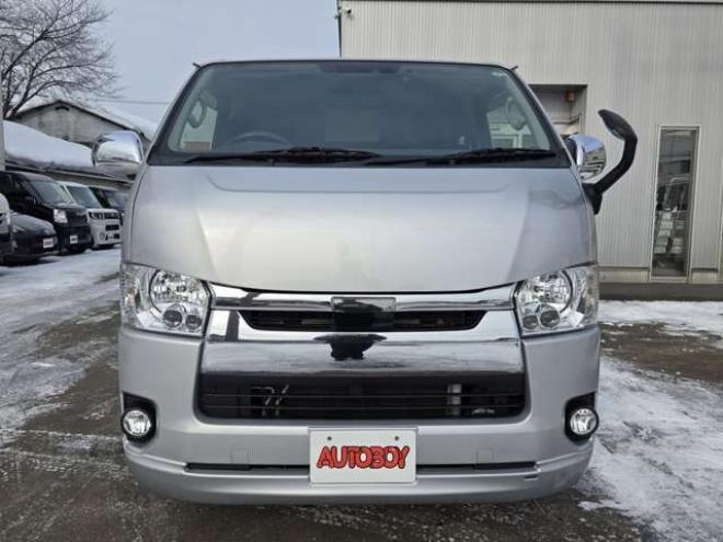 ハイエースバン2.8 スーパーGL ロング ディーゼルターボ 4WD　リアヒーター&クーラー　プッシュスタート　スマートキー　LEDヘッド　ベッドキッド　横滑り防止　衝突被害軽減　車線逸脱　トヨタ純正ナビ　フルセグTV　Bluetooth　バックカメラ　トヨタ純正リアモニター　ETC 2800