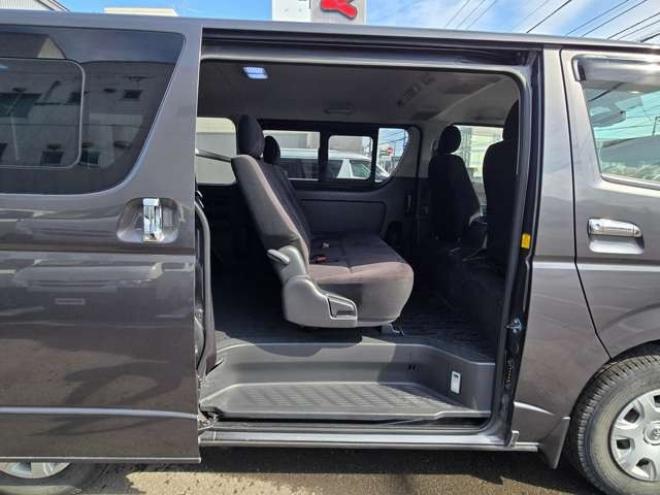 ハイエースバン3.0 スーパーGL ロング ディーゼルターボ 4WD　寒冷地仕様　プッシュスタート　スマートキー　リアヒーター&リアクーラー　LEDヘッドライト　フロントフォグランプ　 バックカメラ　ステアリングスイッチ　パワーヒート　純正ナビ　フルセグTV　レーダー探知機 3000