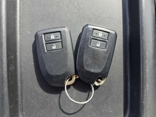 ハイエースバン3.0 スーパーGL ロング ディーゼルターボ 4WD　寒冷地仕様　プッシュスタート　スマートキー　リアヒーター&リアクーラー　LEDヘッドライト　フロントフォグランプ　 バックカメラ　ステアリングスイッチ　パワーヒート　純正ナビ　フルセグTV　レーダー探知機 3000