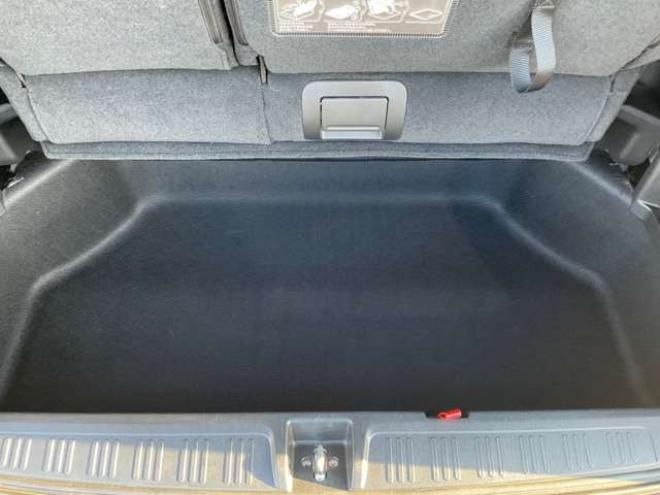 ステップワゴン2.0 スパーダ Z クールスピリット 4WD　純正ナビ・TV　Bカメラ　両側パワースライドドア　アルパイン製フリップダウンモニター　ETC　クルーズコントロール　パドルシフト　フォグランプ 2000