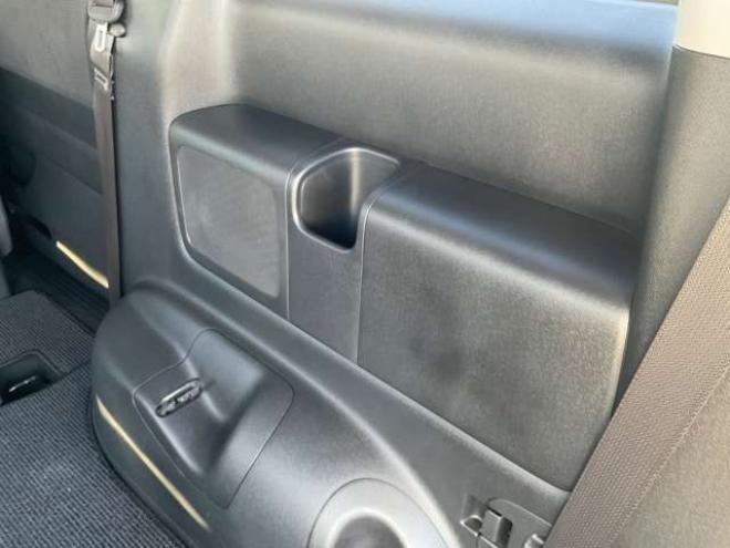 ステップワゴン2.0 スパーダ Z クールスピリット 4WD　純正ナビ・TV　Bカメラ　両側パワースライドドア　アルパイン製フリップダウンモニター　ETC　クルーズコントロール　パドルシフト　フォグランプ 2000