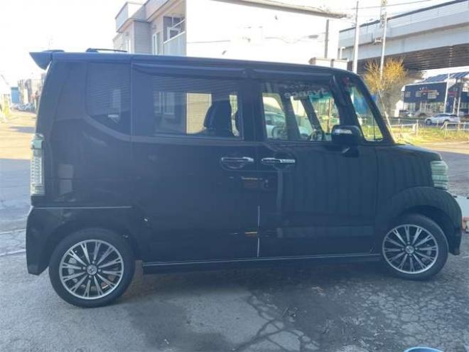 N-BOXカスタムG ターボパッケージ 4WD　 660