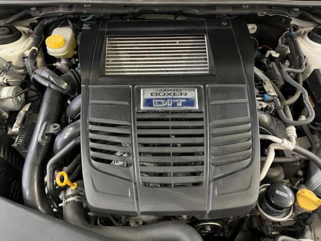 レヴォーグ２．０　ＧＴ－Ｓアイサイト　本州仕入　禁煙車　ＳＴｉエアロ　衝突軽減システム　レーダークルーズ　純正ブラックハーフレザーシート　シュタイナー１９インチＡＷ　純正１８ＡＷ＋スタッドレスタイヤ　ストラーダナビ　Ｂｌｕｅｔｏｏｔｈ 4WD 2000 5Dr