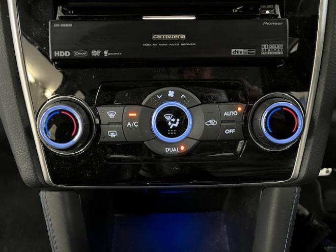 レヴォーグ２．０　ＧＴ－Ｓアイサイト　本州仕入　禁煙車　ＳＴｉエアロ　衝突軽減システム　レーダークルーズ　純正ブラックハーフレザーシート　シュタイナー１９インチＡＷ　純正１８ＡＷ＋スタッドレスタイヤ　ストラーダナビ　Ｂｌｕｅｔｏｏｔｈ 4WD 2000 5Dr